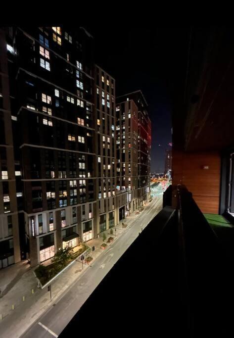 2 Bed Apartment Close To Station With Parking London Exteriör bild